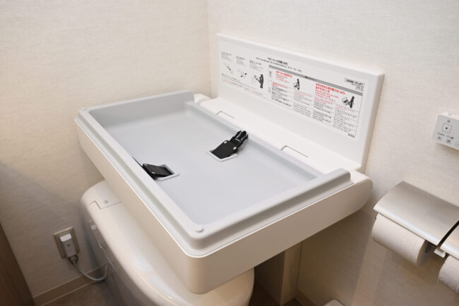 おむつ交換台